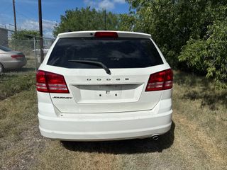 2018 Dodge Journey SE - Exterior Rear Center Image